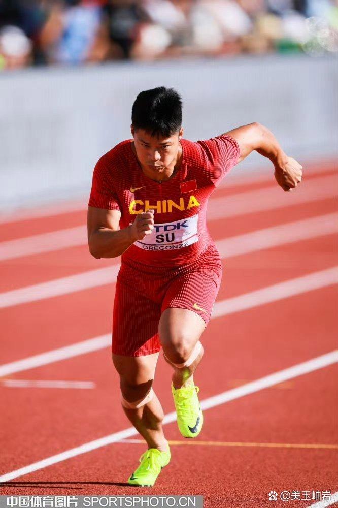 库里关键时刻救险，苏炳添力保胜局拿下系列赛